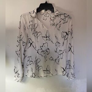 Chic White Floral Blouse